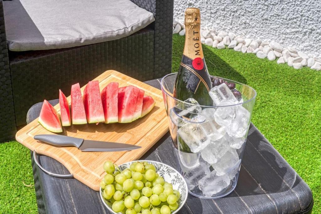 Luxe Apartment, Chill Out, 10 Min Apartment Alicante