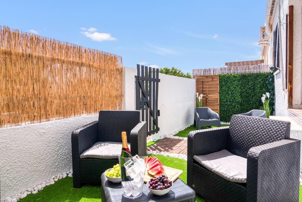 Luxe Apartment, Chill Out, 10 Min Apartment